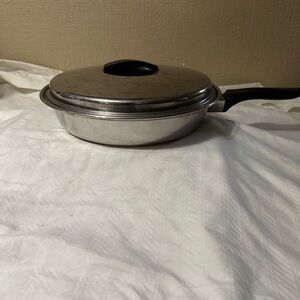 Ekco Flint 10” Stainless Steel Radiant Heat Core Fry Pan